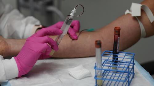 Covid-19: Pa&iacute;ses se adelantan y encargan millones de vacunas