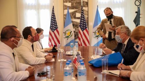 Funcionario de EE.UU. pide a Brolo "defender Estado de Derecho"