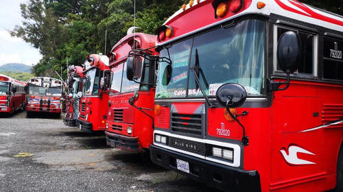 Buses proponen cobrar "Tarifa Covid" de Q10 por persona 