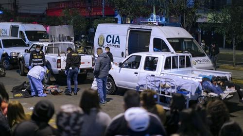El drama de los familiares de las v&iacute;ctimas de la fiesta en Per&uacute;