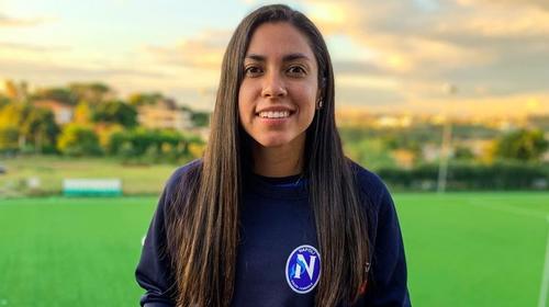 Ana Lucía Martínez anuncia en una caricatura el juego del Napoli