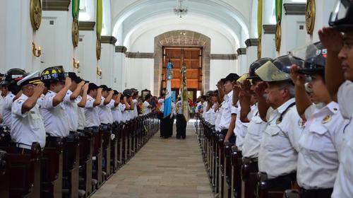 Familias de bomberos muertos por Covid sin cobrar seguro de vida