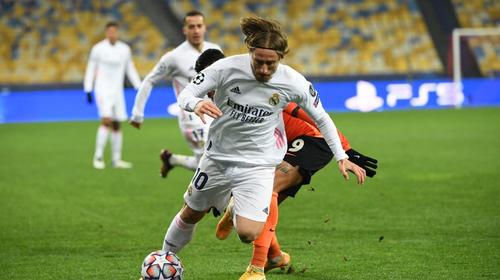 CHAMPIONS: Real Madrid pierde y se complica su clasificaci&oacute;n