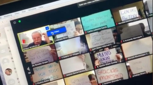 La emotiva sorpresa de un grupo de alumnos a su maestro por Zoom 