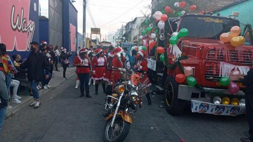 Villa Nueva: Realizan desfile navide&ntilde;o pese a pandemia 