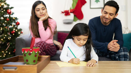 Correos de Guatemala habilita env&iacute;o de cartas a Santa Claus