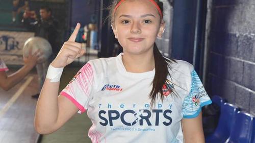 Familia de joven futbolista comparte foto de un auto sospechoso 