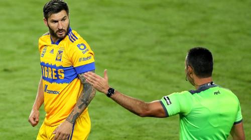 Las críticas de comentaristas de ESPN a árbitro guatemalteco