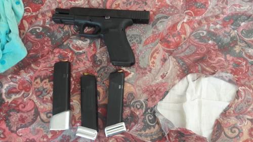 Militar señalado de disparar al aire evade captura del MP