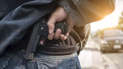 Ladrones disparan a joven discapacitado en robo frustrado