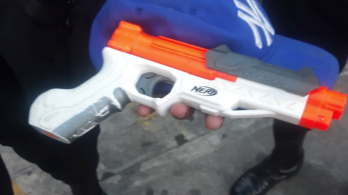 Capturado cuando asaltaba con una pistola de juguete