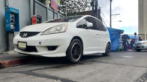 PNC atrapa a robacarros tras persecuci&oacute;n en la calzada Atanasio