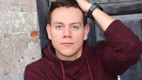 Carlos Guerrero, el carism&aacute;tico guatemalteco en Telemundo 