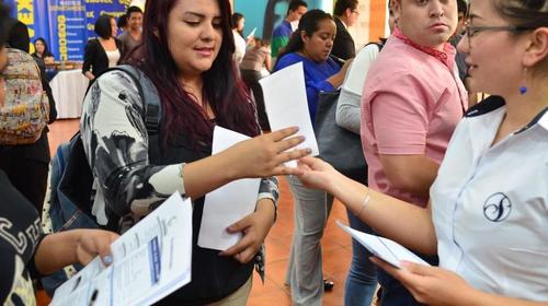 &iquest;Buscas trabajo? Prep&aacute;rate para estas ferias de empleo