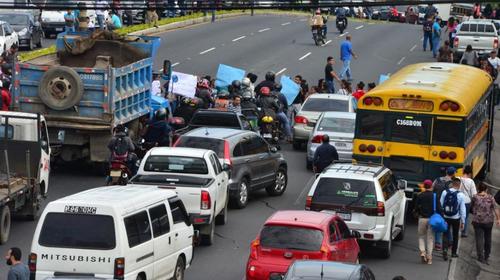 Anuncian bloqueos en Villa Nueva
