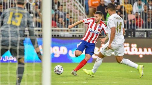 Atajad&oacute;n de Courtois salva al Real Madrid en la Supercopa