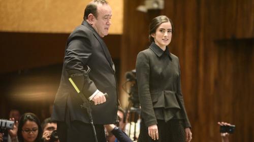 Así fue el saludo de la hija de Alejandro Giammattei 