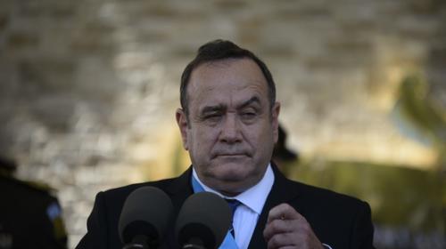 Giammattei explica por qué el "Plan Antimaras" inició en Mixco