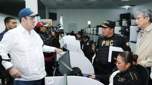 La promesa que Giammattei le cumplió a los agentes de PNC