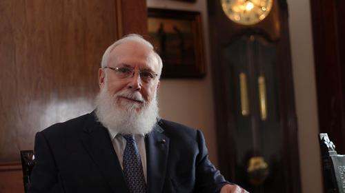 Acisclo padre sale a la defensa de su hijo y critica al MP