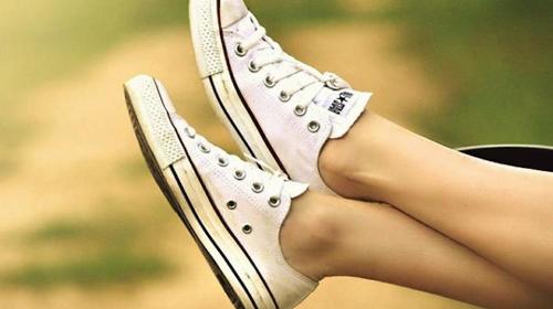 ¿Por qué los "chapulines" tienen estos agujeros a los lados?