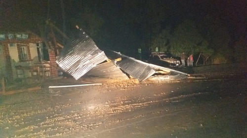 La granizada que provocó daños en casas de Quiché y Huehuetenango