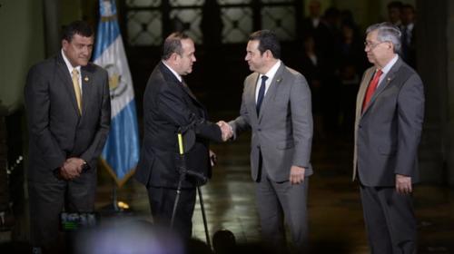 Giammattei denunció a la SAAS por el pan francés de Q16