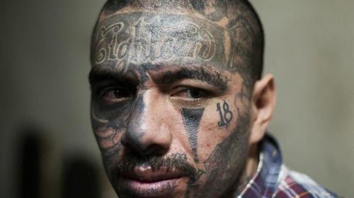 ¿Trasladaron muy herido al "Smurf" a un hospital?  R/ Falso