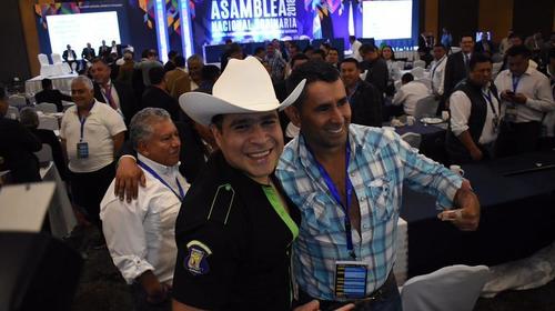 Neto explica c&oacute;mo va el arco por el que se "rompi&oacute; la jeta" 