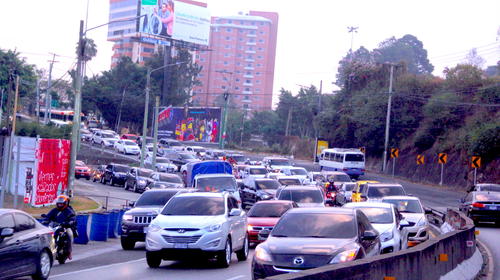 Carretera a El Salvador se queda sin carril reversible