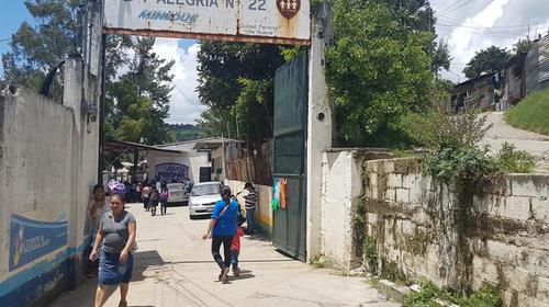 Pandilleros retienen y golpean a maestros de "Fe y Alegr&iacute;a" 