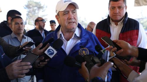 Giammattei ordena investigar a custodios de Gustavo Alejos