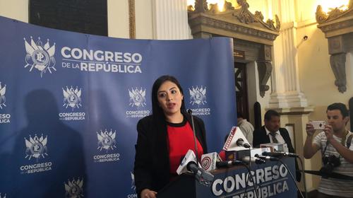 Diputada dice por qué visitó a Gustavo Alejos: "Fui por su salud"