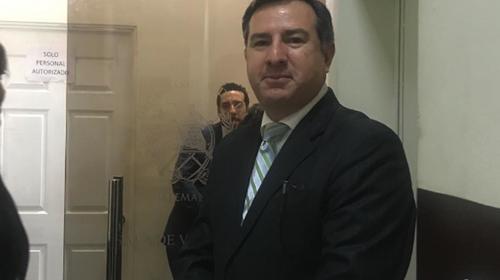 Trasladar&aacute;n al exdiputado Luis Fernando P&eacute;rez al Hospital General