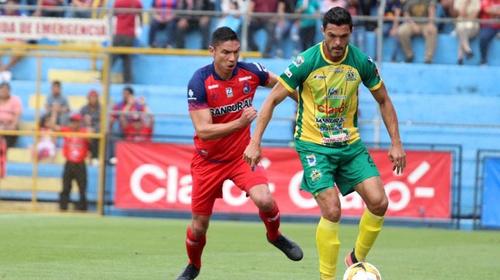Los porteros se lucen en el empate de Municipal y Guastatoya