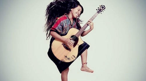 Sara Curruchich compartirá escenario con Mon Laferte 