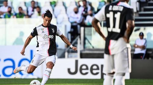 Cristiano Ronaldo marca golazo de tiro libre y la Juve golea
