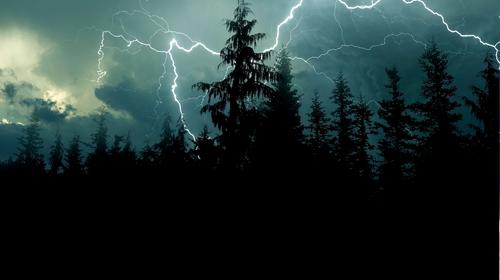 Onda tropical se aproxima con velocidad a Guatemala