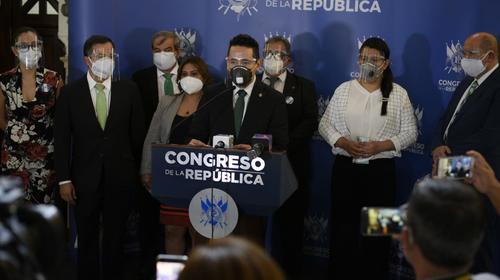 Diputados piden crear centro de información de pacientes de Covid