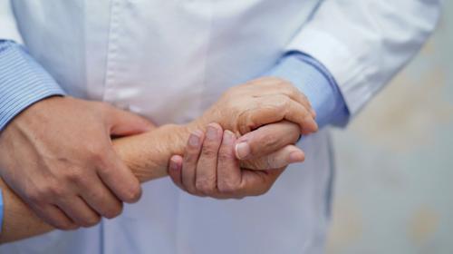 Venció el cáncer dos veces, se hizo abogada y murió de Covid-19