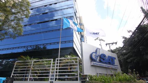 SAT: Fiscalización en redes sociales es para grandes empresas