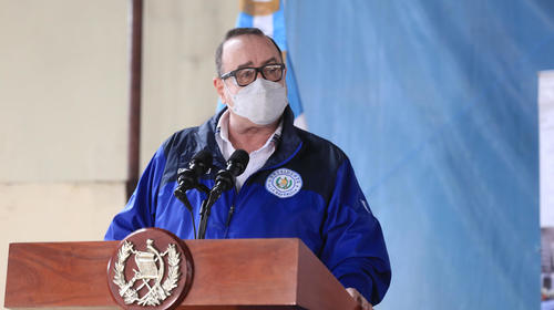 Piden a los 48 cantones rechazar visita de Alejandro Giammattei