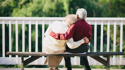 La pareja de ancianitos que se recuper&oacute; del Covid-19 en Guatemala