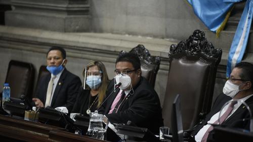 Salud del presidente del Congreso es "de pronóstico reservado"