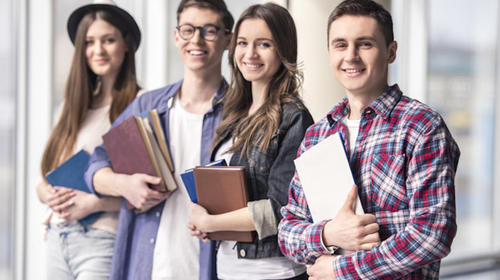 Convocatoria de becas para estudiar en el país y en el extranjero