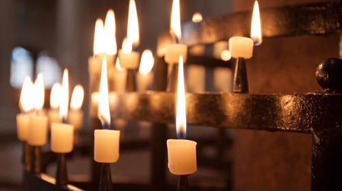 Vendía veladoras para subsistir y ahora necesita apoyo