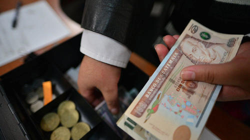 Detectan más muertos en listados de bono de Q1,000