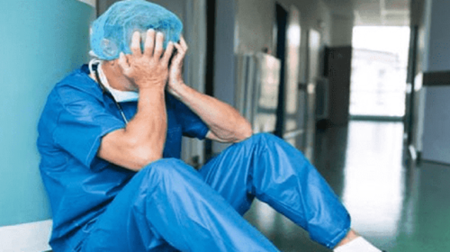 El médico que trabajó cuatro horas y no soportó las condiciones