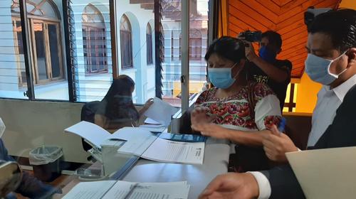 Diputados presentan amparo para destituir a viceministro del MAGA