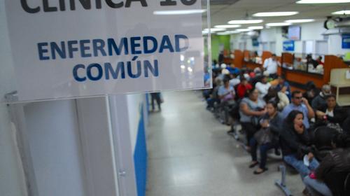 IGSS coordinará jornadas médicas en empresas por Covid-19 